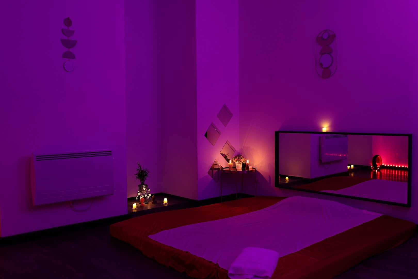 Erotic Massage - Sweet Peach | Erotické Masáže Praha - Erotic Massage in Prague 7 Letna, Czechia
