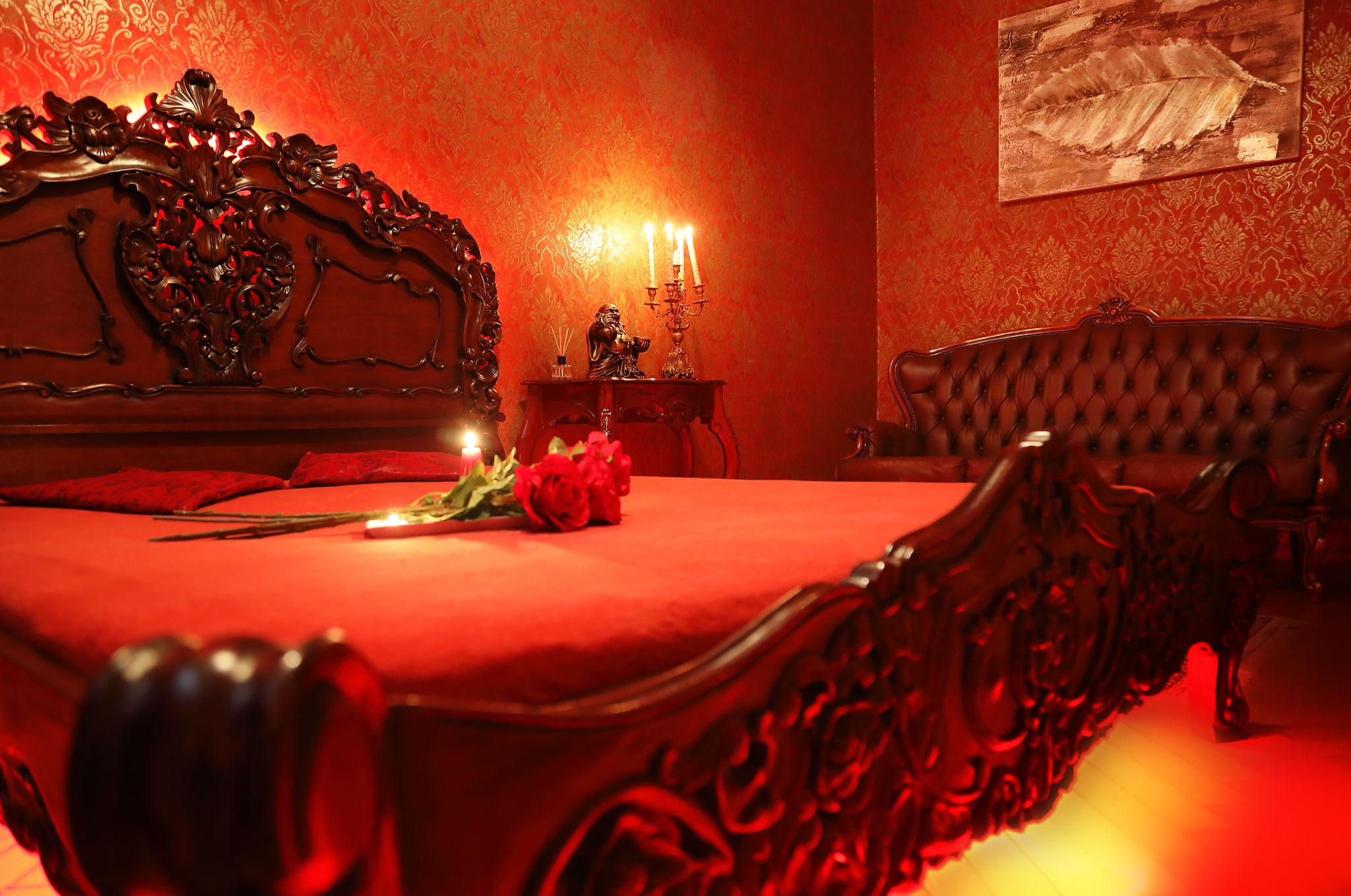 Erotic Massage Glamour � Larosa Erotické Masáže Praha - Erotic Massage in Prague, Czechia