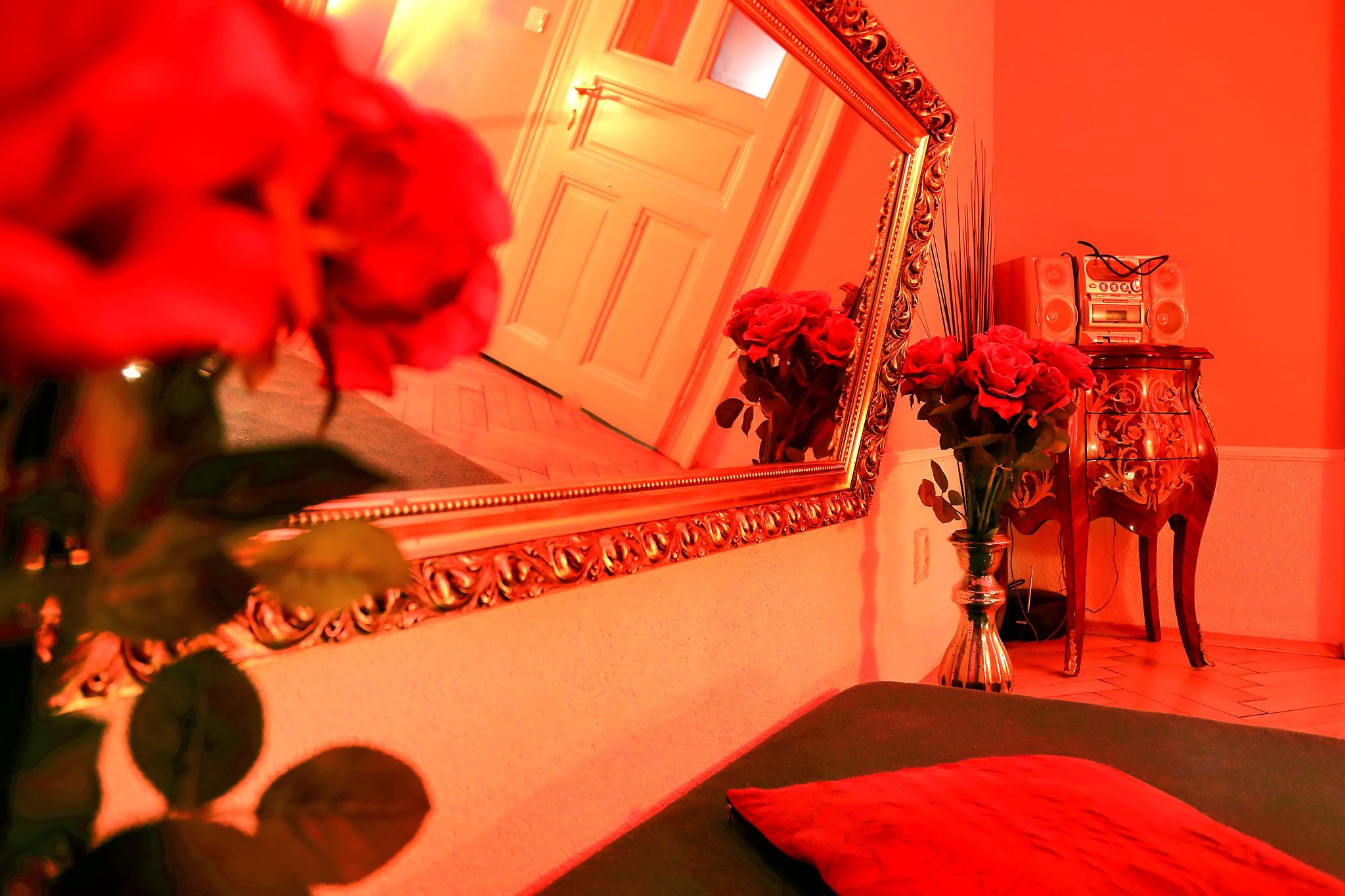 Erotic Massage Glamour � Larosa Erotické Masáže Praha - Erotic Massage in Prague, Czechia
