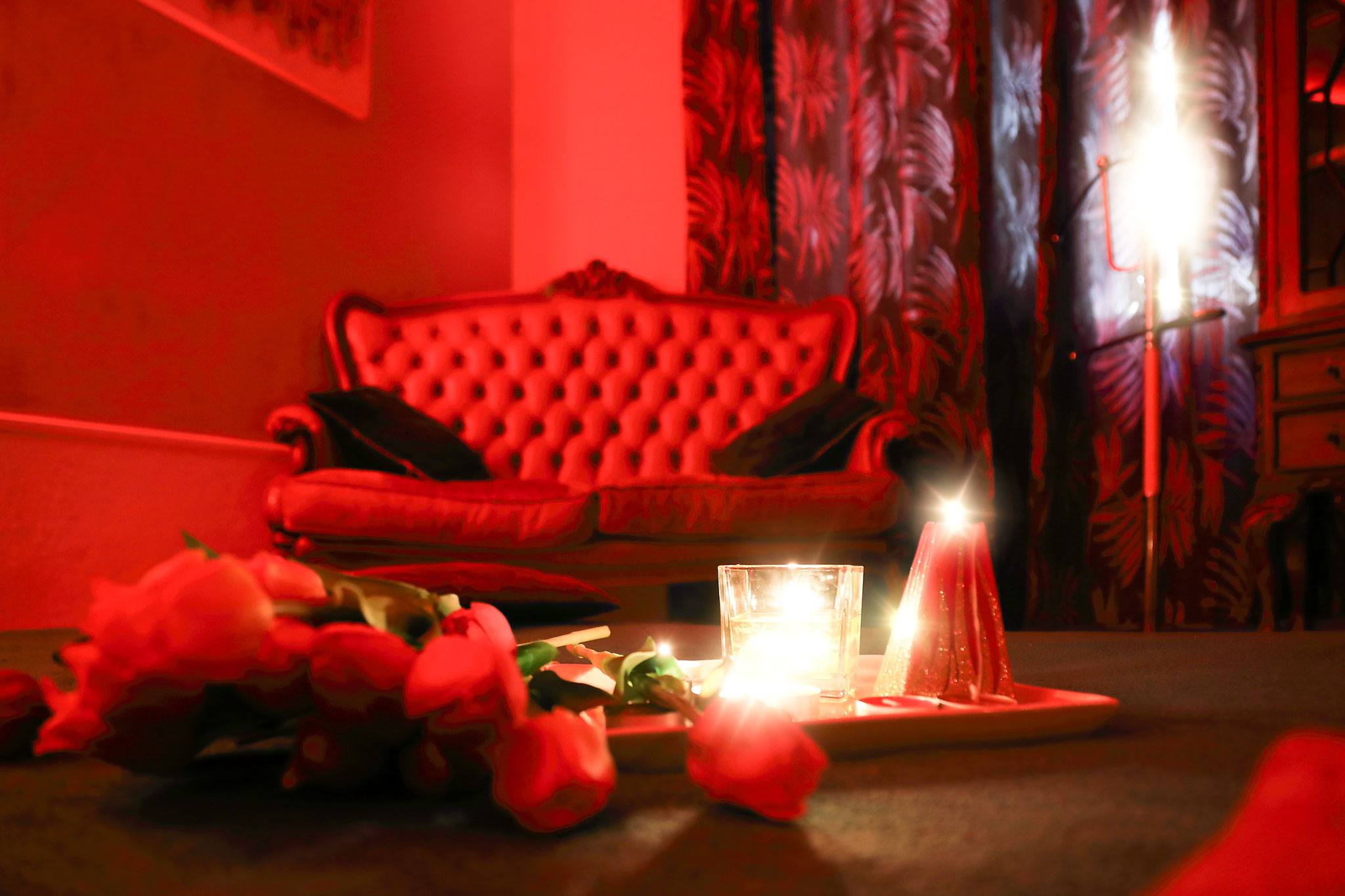 Erotic Massage Glamour � Larosa Erotické Masáže Praha - Erotic Massage in Prague, Czechia