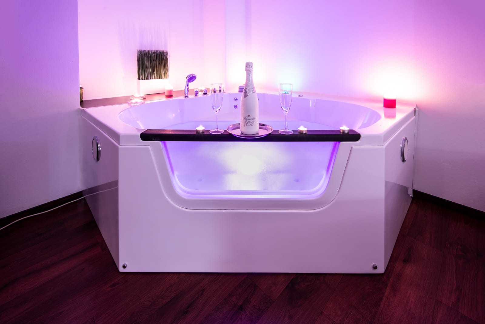 Privat Club Holy - Erotic Massage in Prague, Czechia