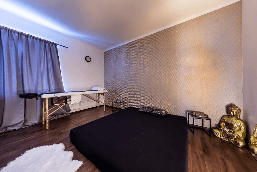 Privat Club Holy - Erotic Massage in Prague, Czechia