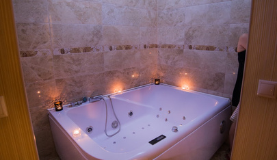 Relax Angel Massages And Spa - Erotic Massage in Prague, Czechia