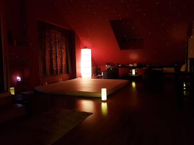 Shantia - Centrum Tantra Masáže - Erotic Massage in Prague, Czechia