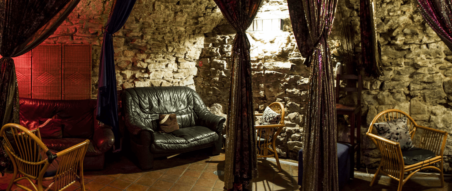 Faraon Bar | Exclusive Cabaret Bar - Nightclub in Prague, Czechia
