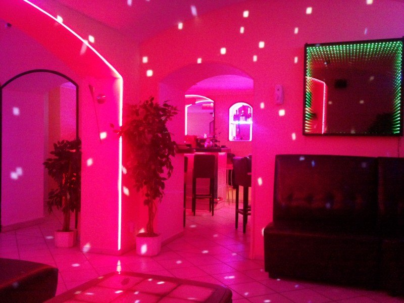 Follow Me - Nightclub in Prague, Czechia