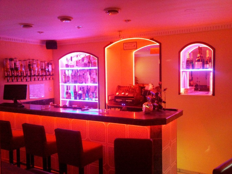 Follow Me - Nightclub in Prague, Czechia