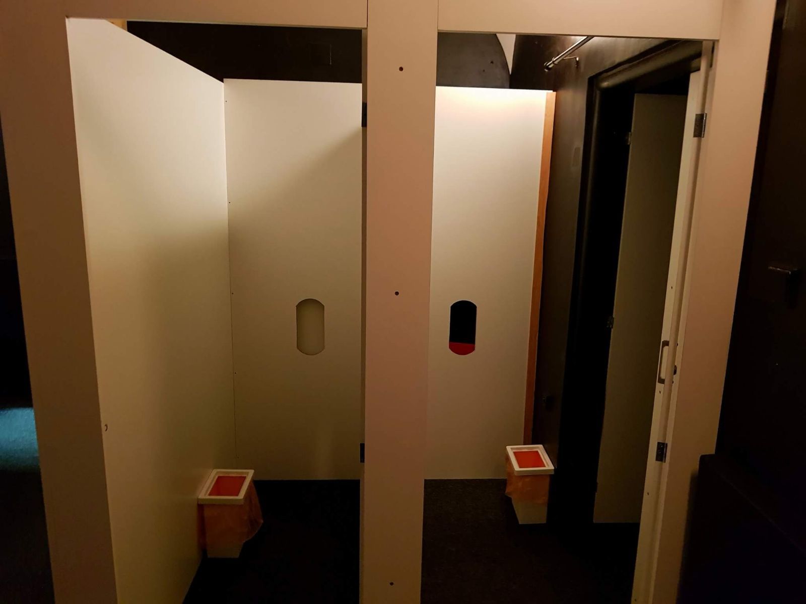 Klub Sabinovka - Pornokino-cine-kino-sexshop-sling - Swinger Club in Prague, Czechia