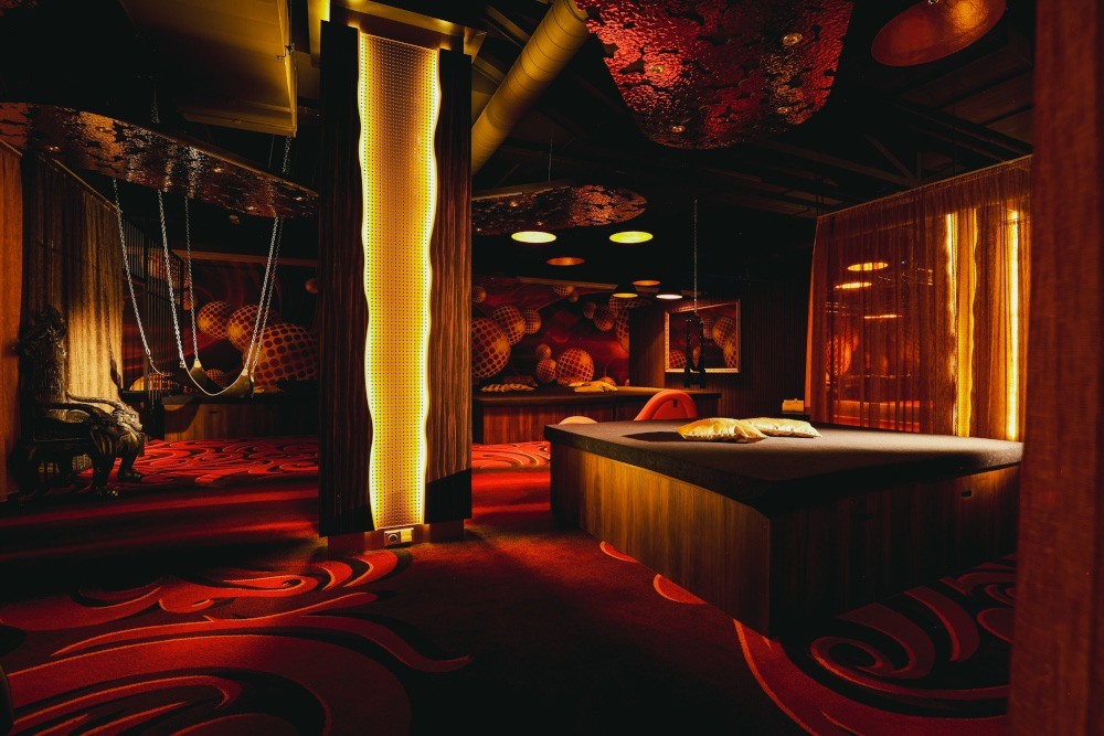 Paradiso - Swinger Club in Prague, Czechia