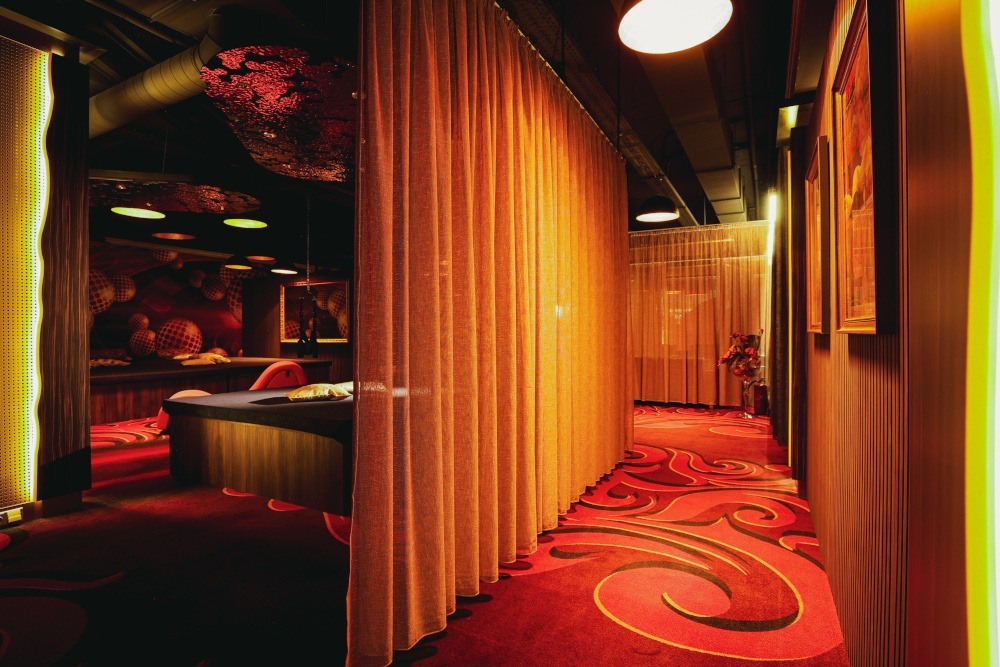 Paradiso - Swinger Club in Prague, Czechia