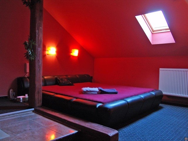 Glory Club Retro Bar - Nightclub in Usti Nad Labem, Czechia