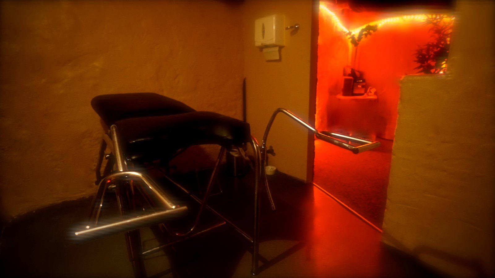 Tucan Swinger Club - Swinger Club in Almind, Denmark