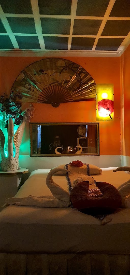 Queen-Thaimassage - Erotic Massage in K Benhavn V, Denmark