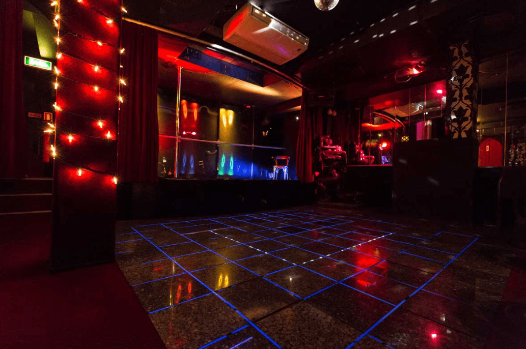 Waterloo Night Club - Nightclub in K Benhavn, Denmark