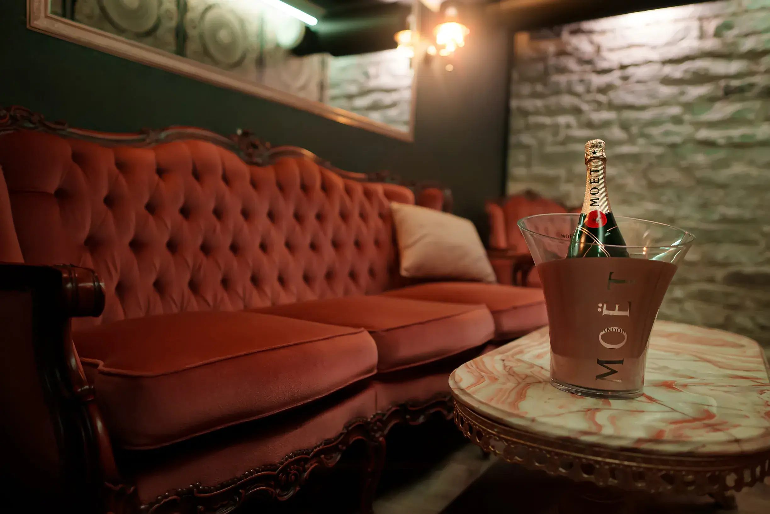 Gentelemen's Club Golden Time - Nightclub in Tallinn, Estonia