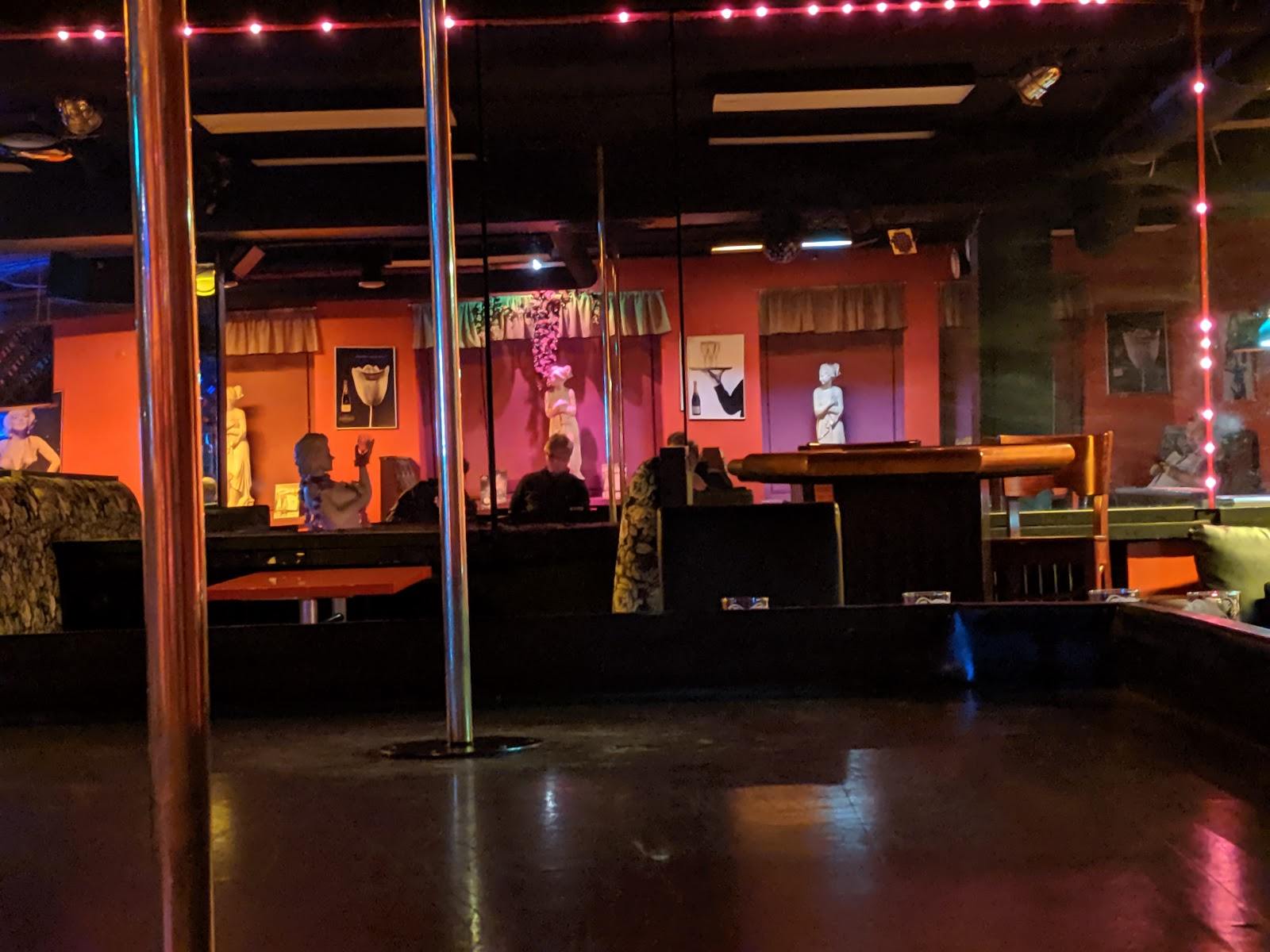 Erotic Club Showtime Tampere - Nightclub in Tampere, Finland
