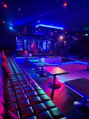 La Lanterne - Swinger Club in Aix En Provence, France