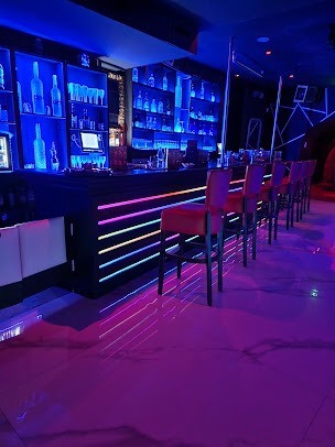 La Lanterne - Swinger Club in Aix En Provence, France