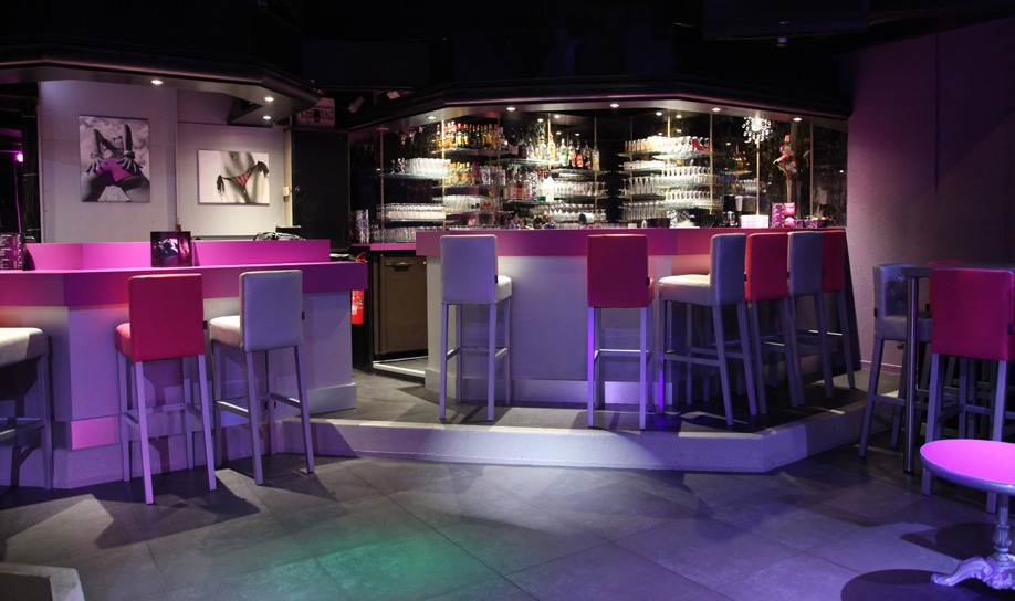 L'exhib Club Prive - Swinger Club in Amancy, France