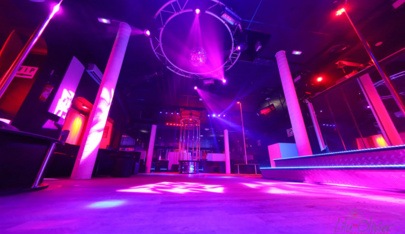 Le Yacht Club 76 - Swinger Club in Auzebosc, France