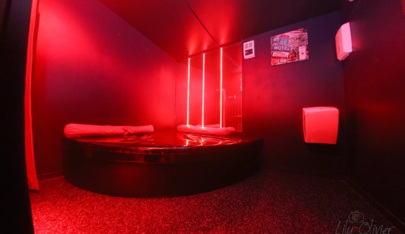 Le Yacht Club 76 - Swinger Club in Auzebosc, France