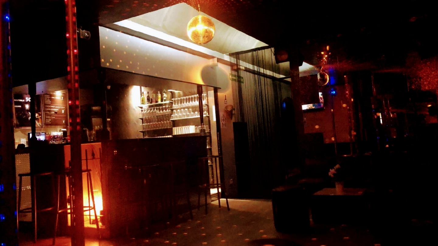 Le Cinquième Élément - Erotic Massage in Bayonne, France