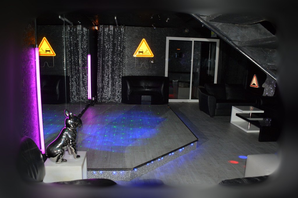 Le Container / Sauna Queer Et Alternatif - Swinger Club in Bordeaux, France