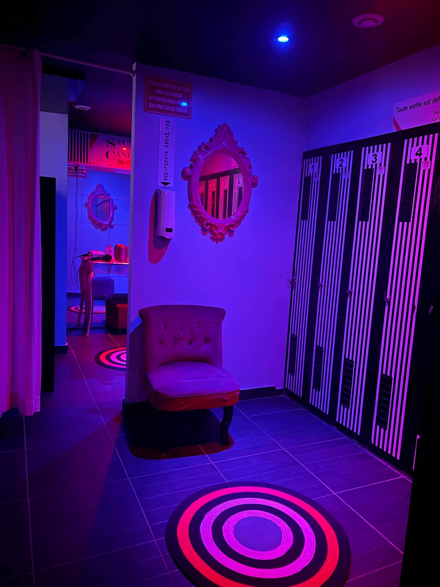 Sauna Le Candy - Swinger Club in Bordeaux, France