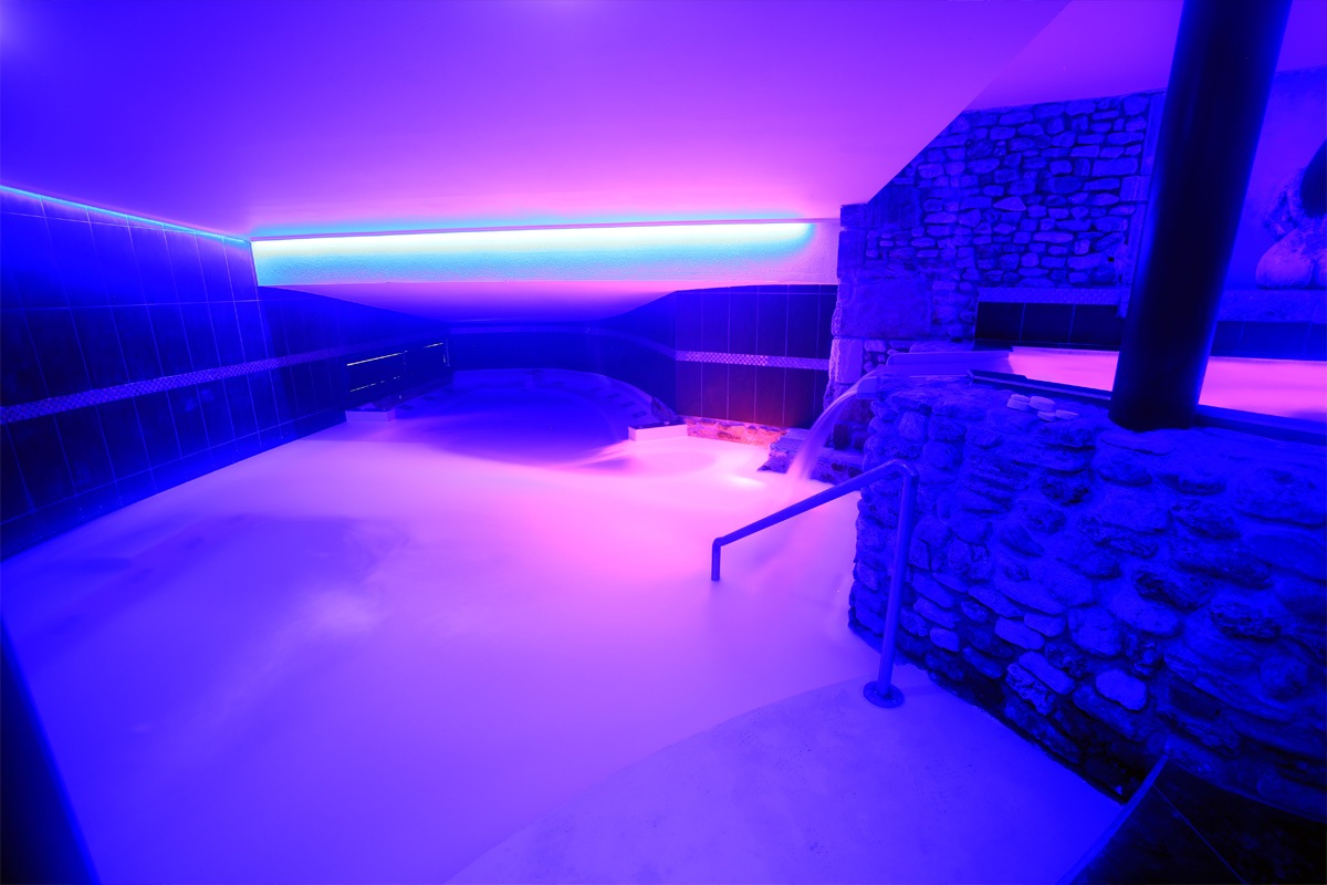Le Mas Virginie - Swinger Club in Bouchet, France
