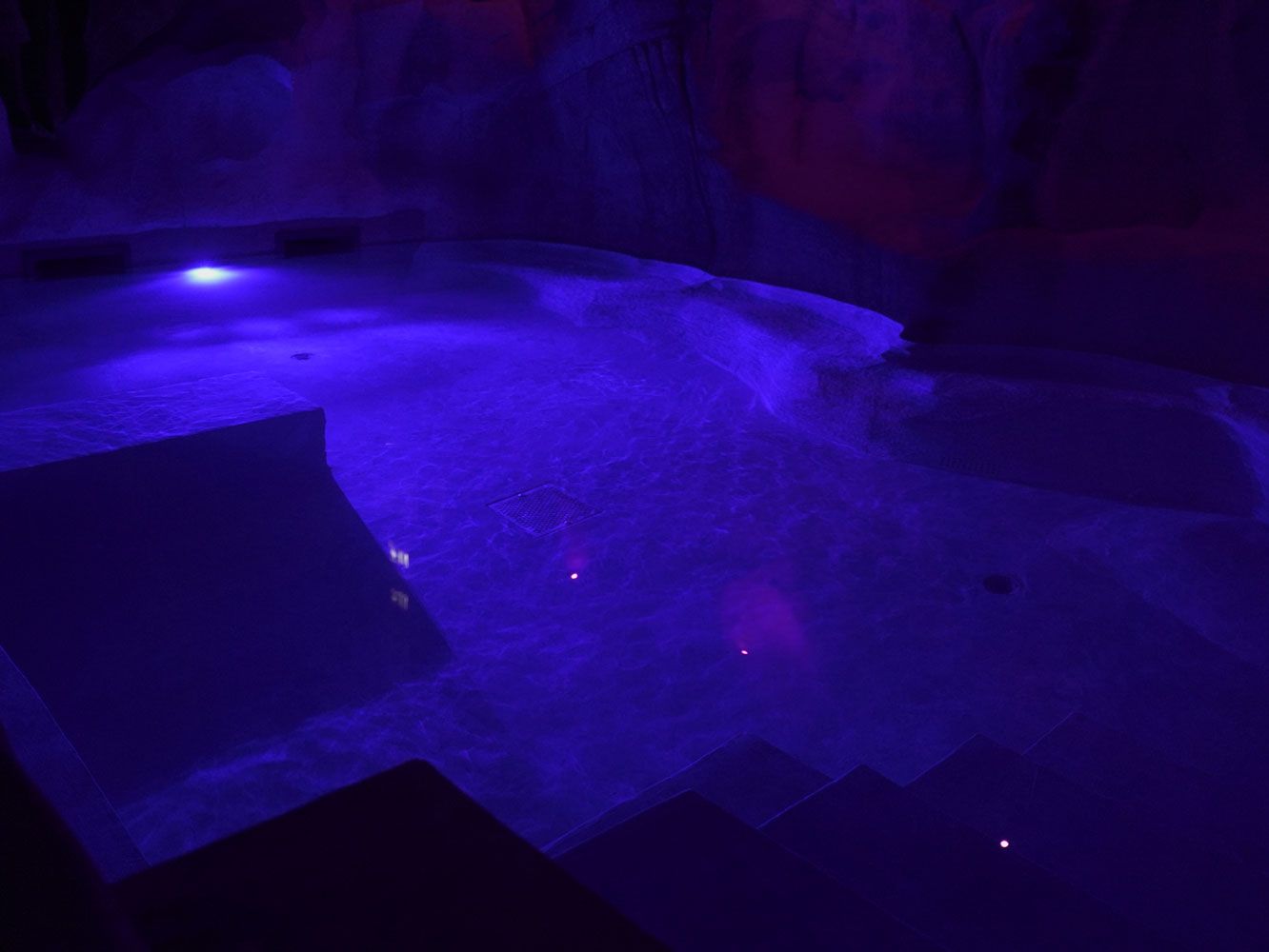 L'Ôlà - Club & Sauna Libertin - Swinger Club in Bruges, France