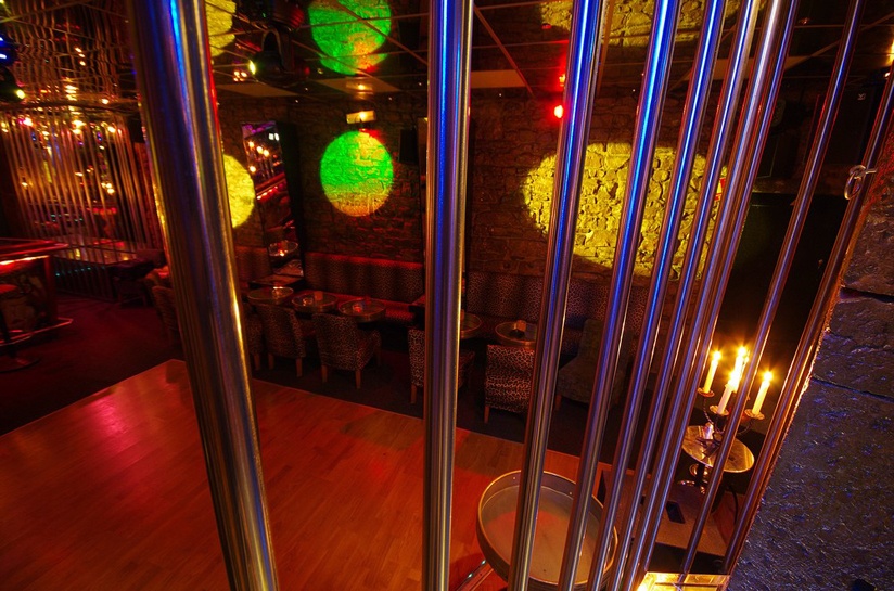 Le Quai 45 - Club Libertin Lyon - Swinger Club in Caluire Et Cuire, France