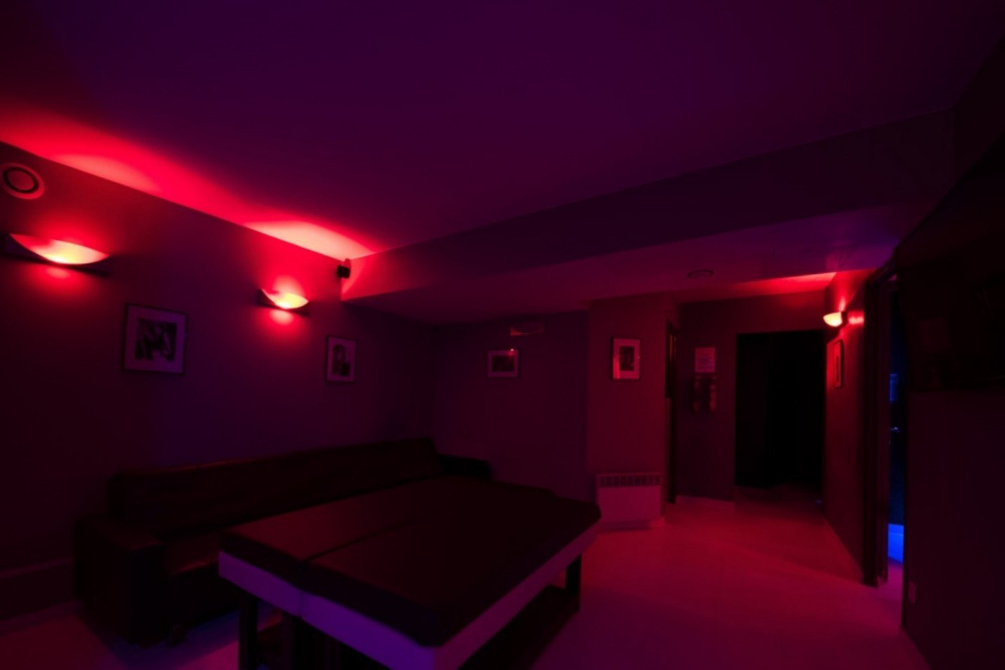 Aquadisiac Sauna Libertin Mixte - Swinger Club in Cannes, France