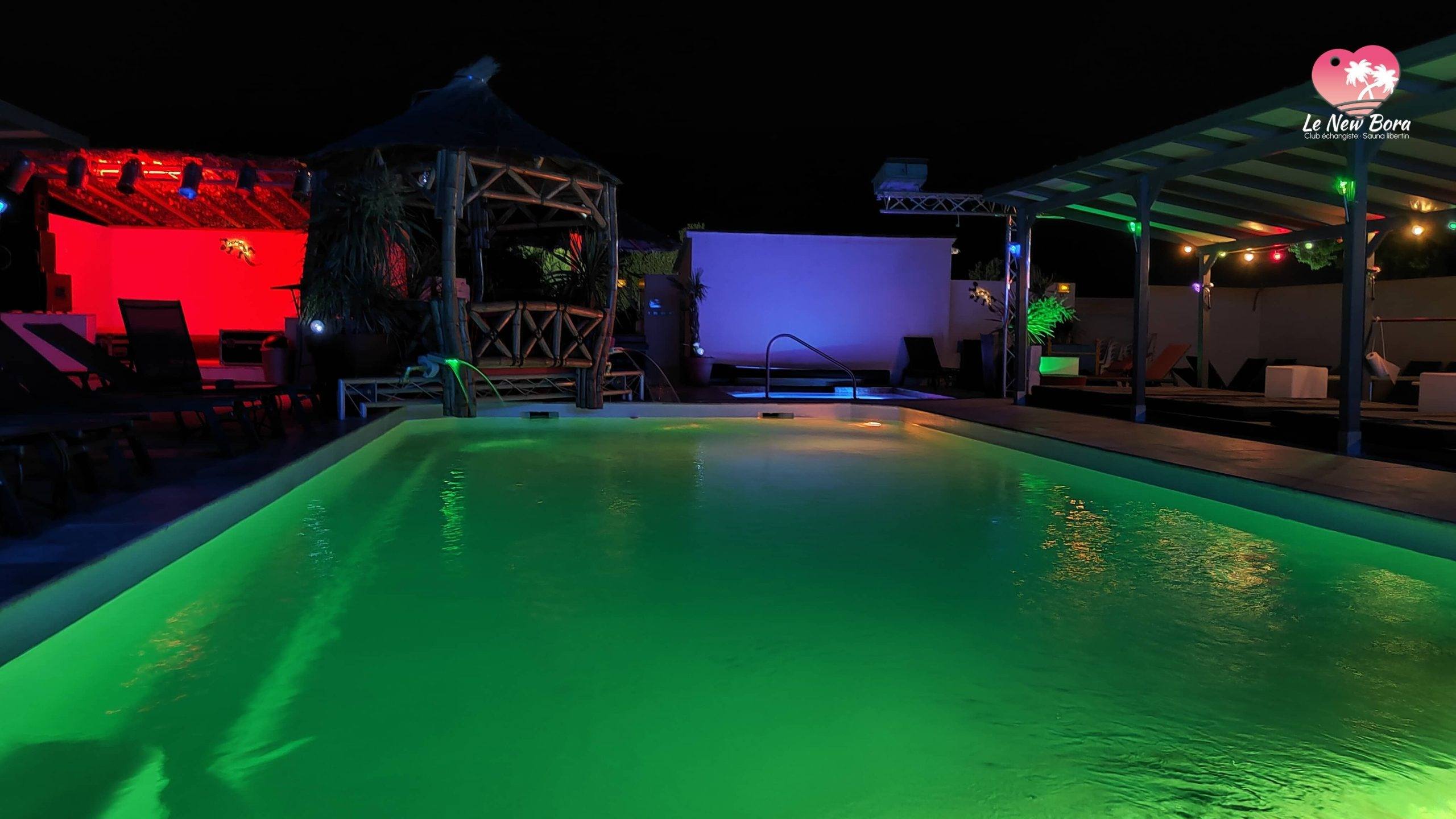 Le New Bora - Swinger Club in Castillon Du Gard, France