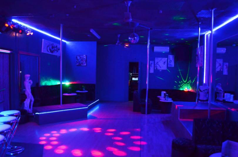 L'Émeraude Club - Swinger Club in Chateauneuf D Ille Et Vilaine, France