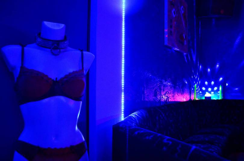 L'Émeraude Club - Swinger Club in Chateauneuf D Ille Et Vilaine, France