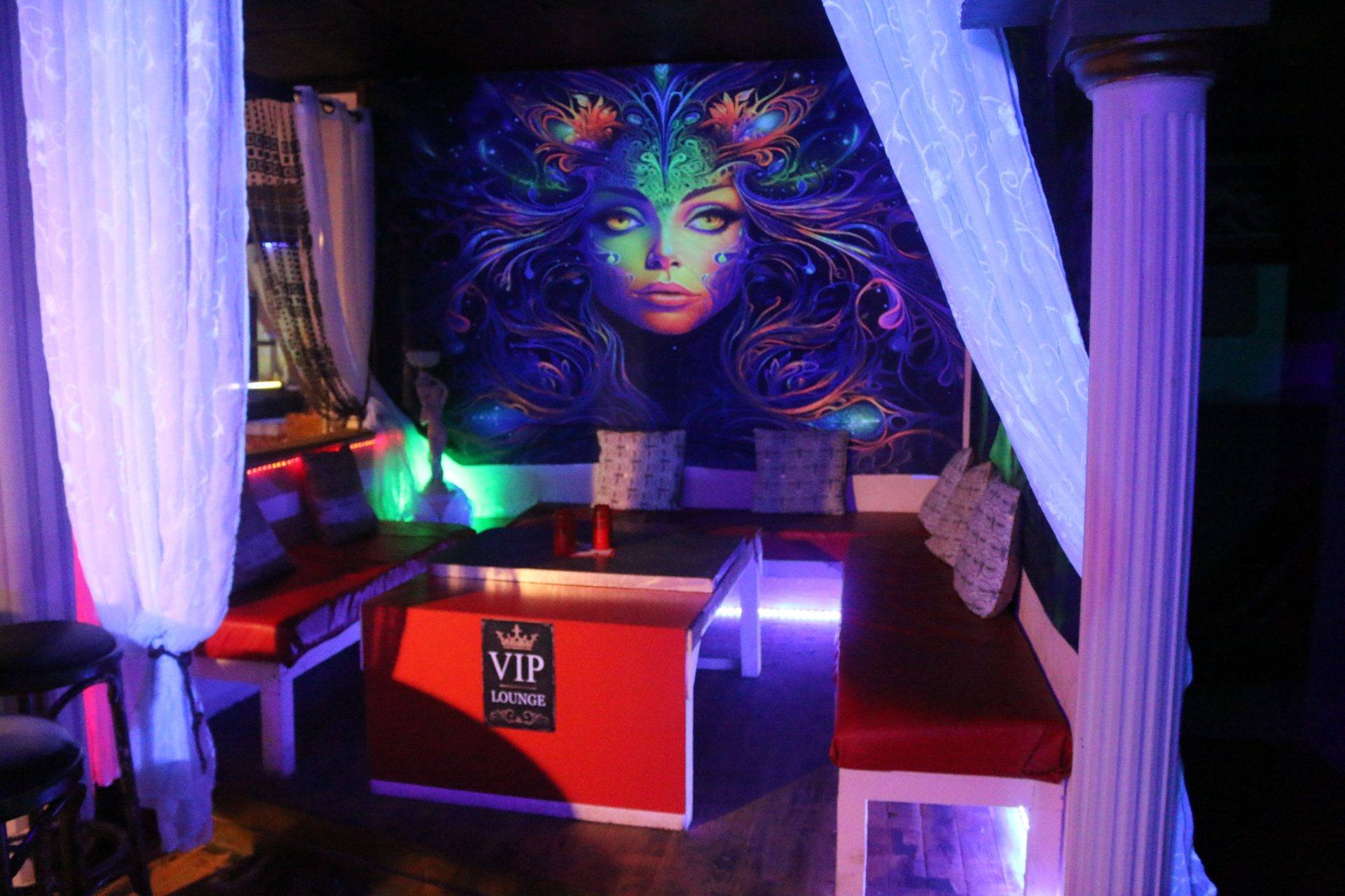 Club Libertin - Le Divinum - Swinger Club in Civens, France