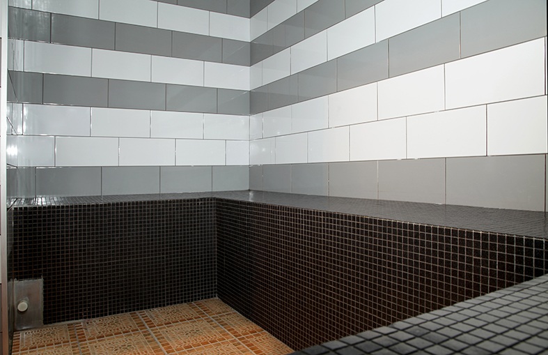 Sauna Le Viaduc - Swinger Club in Clermont Ferrand, France