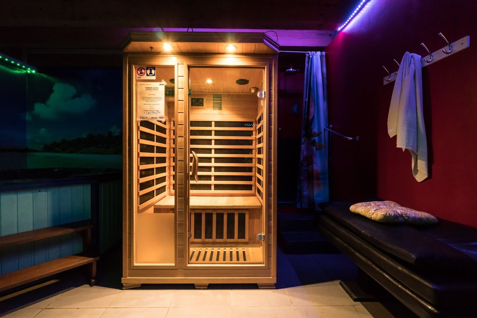 Le Privé 34 - Swinger Club in Frontignan, France