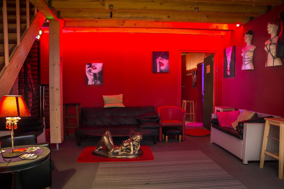 Le Privé 34 - Swinger Club in Frontignan, France