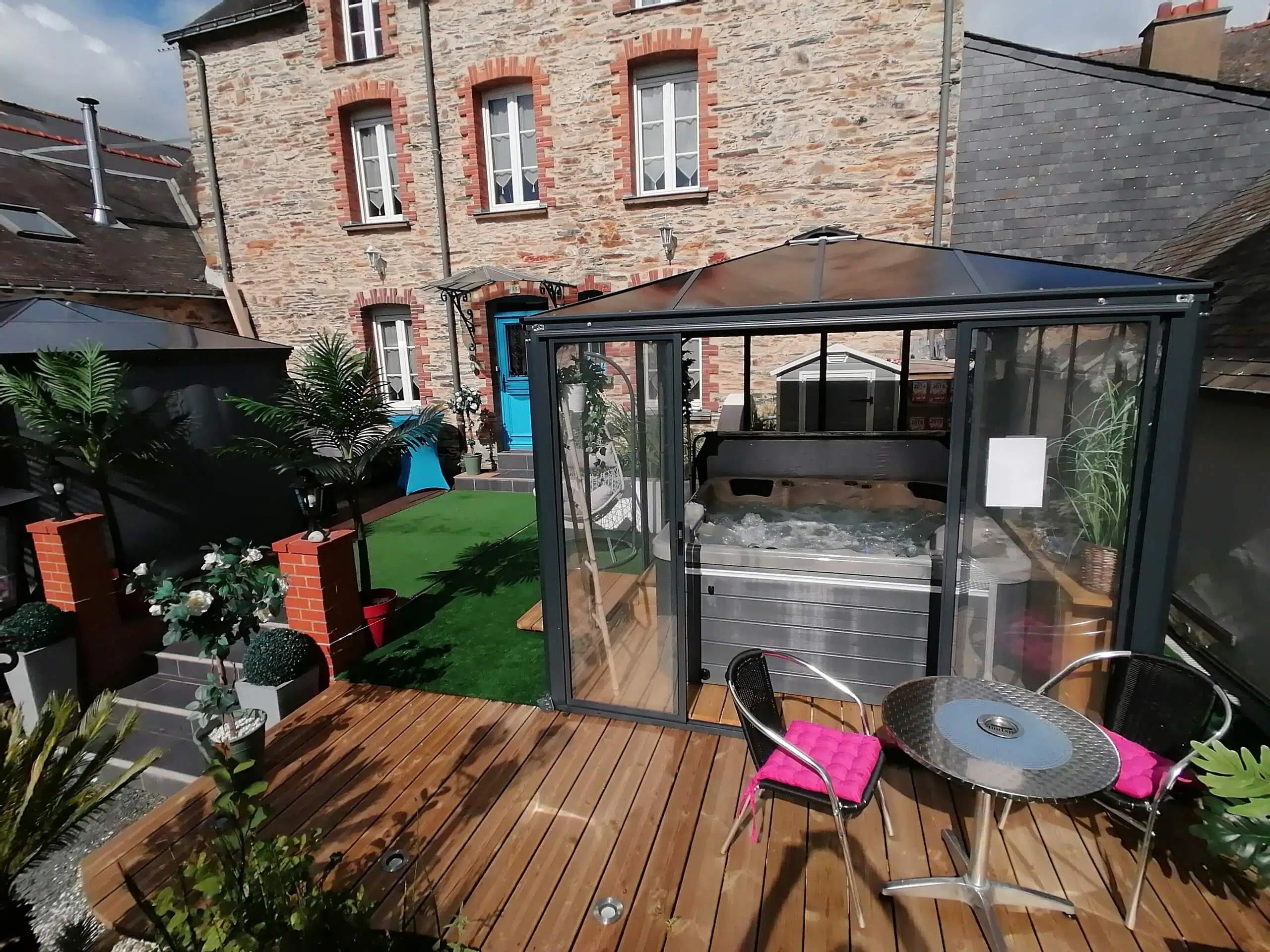 La Demeure Libertine - Swinger Club in Guemene Penfao, France