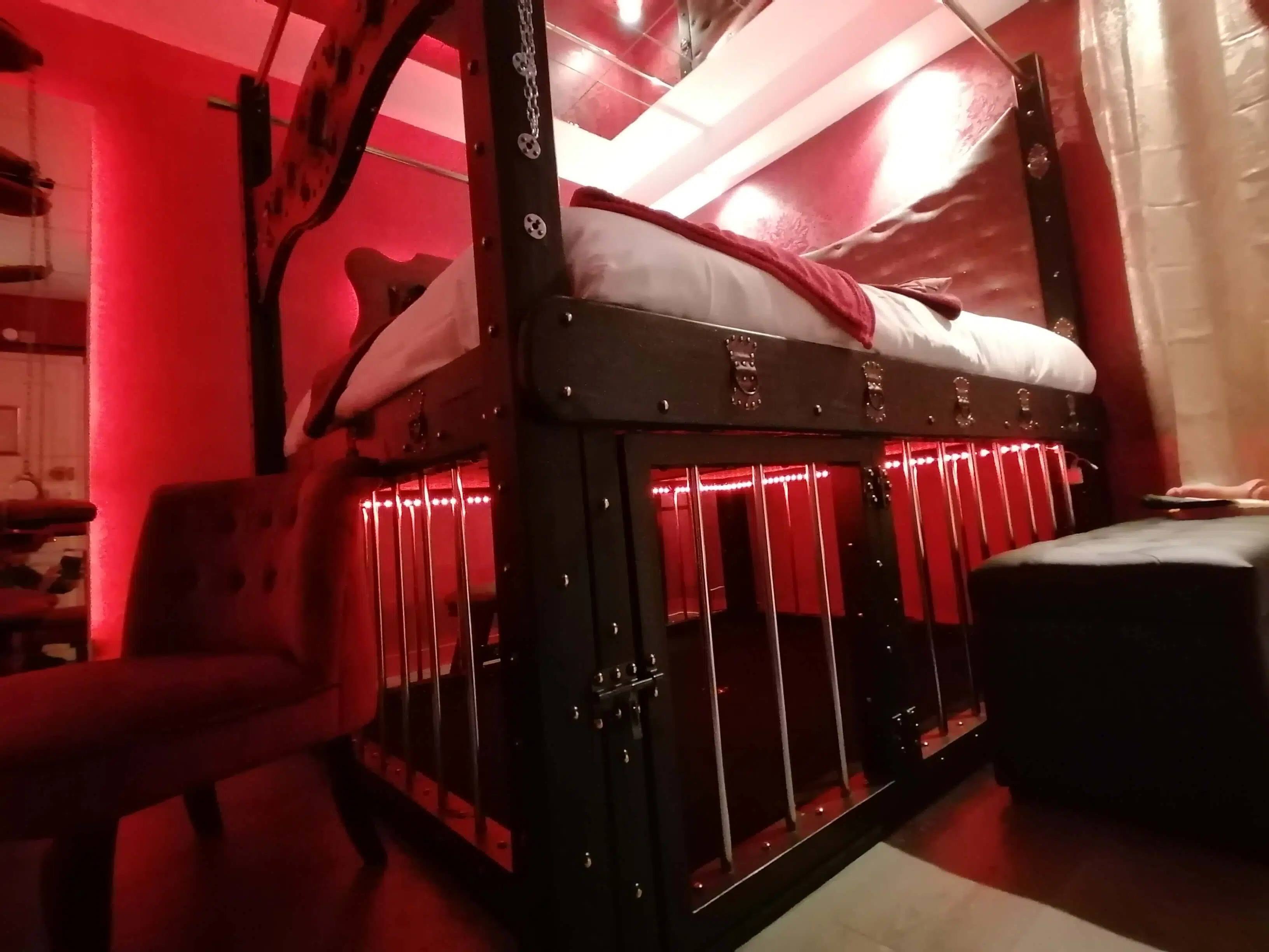 La Demeure Libertine - Swinger Club in Guemene Penfao, France
