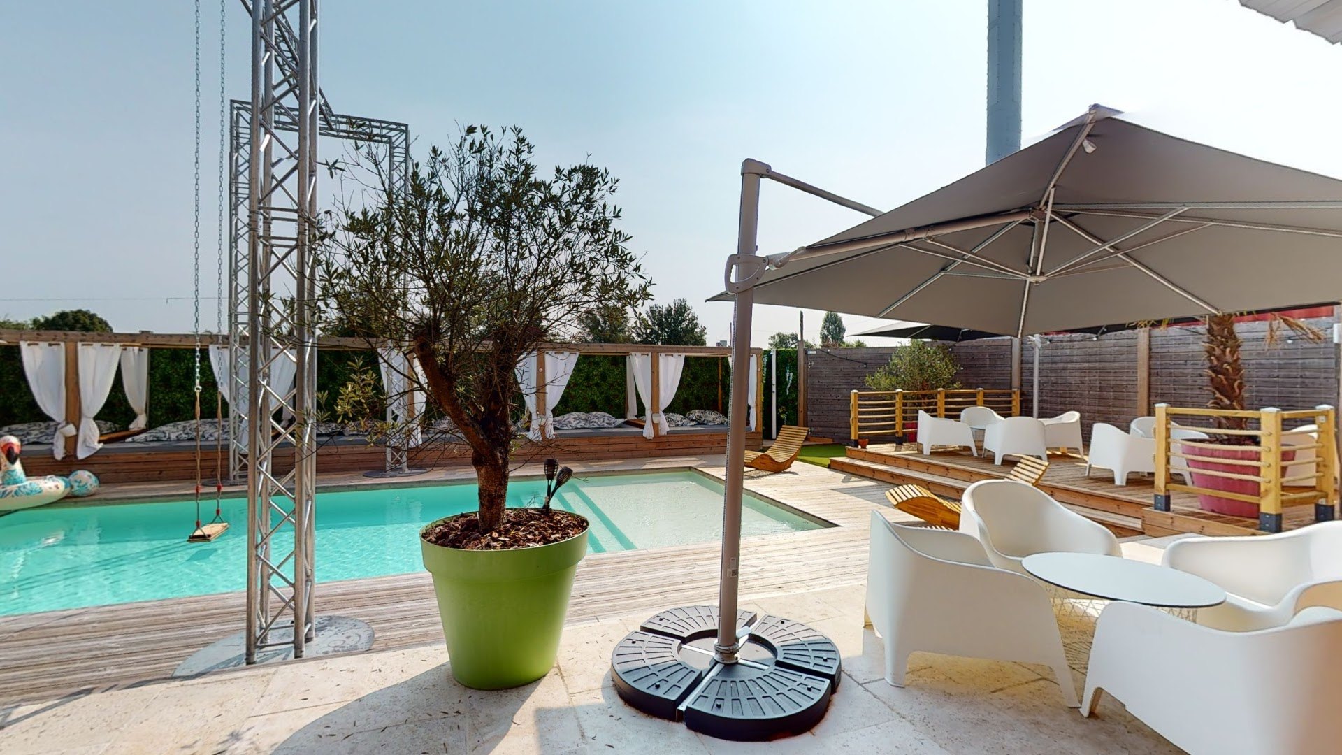 L'Ambassade - Swinger Club in La Riche, France