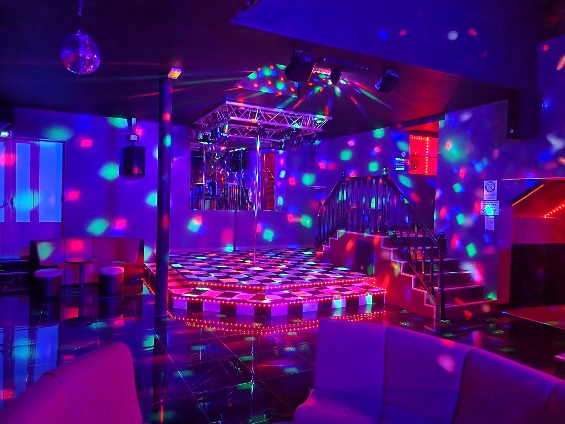 3d Sauna Club - Swinger Club in La Ville Aux Bois Les Pontavert, France