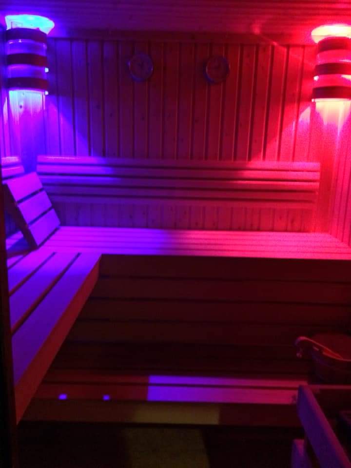 Sundy Club - Swinger Club in Le Coudray, France
