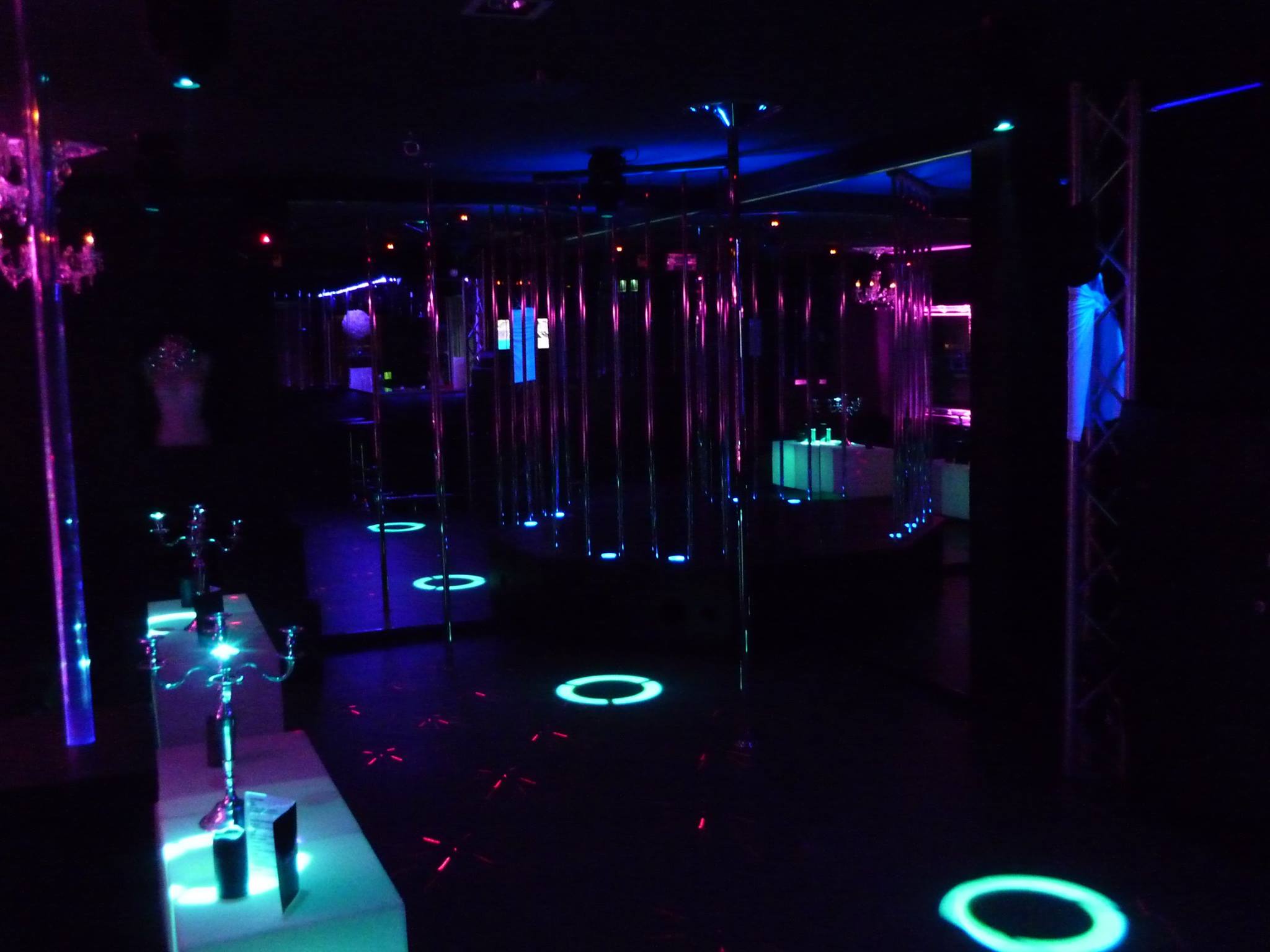 Sundy Club - Swinger Club in Le Coudray, France
