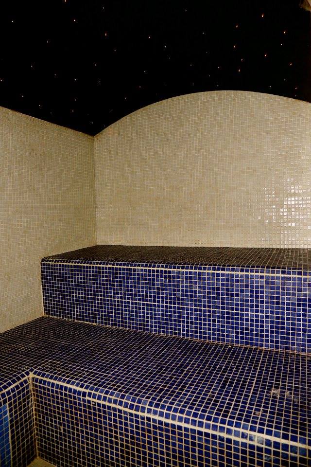 Sundy Club - Swinger Club in Le Coudray, France