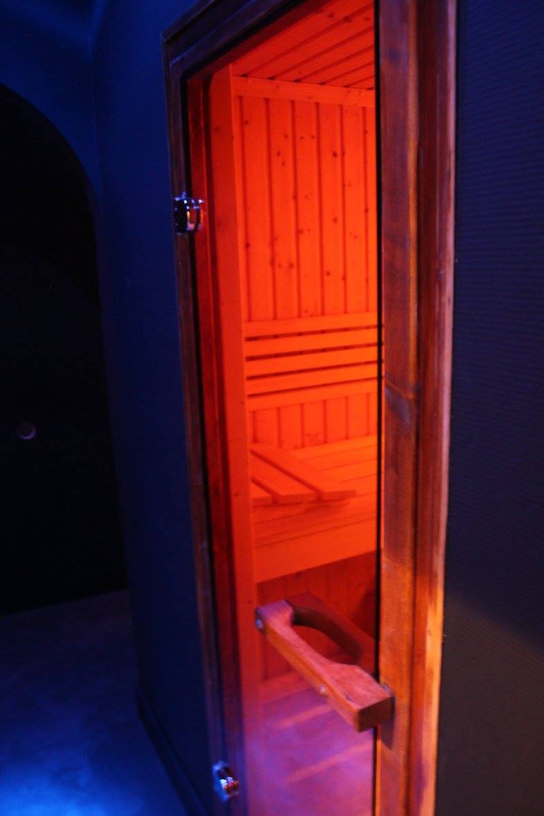 Sundy Club - Swinger Club in Le Coudray, France