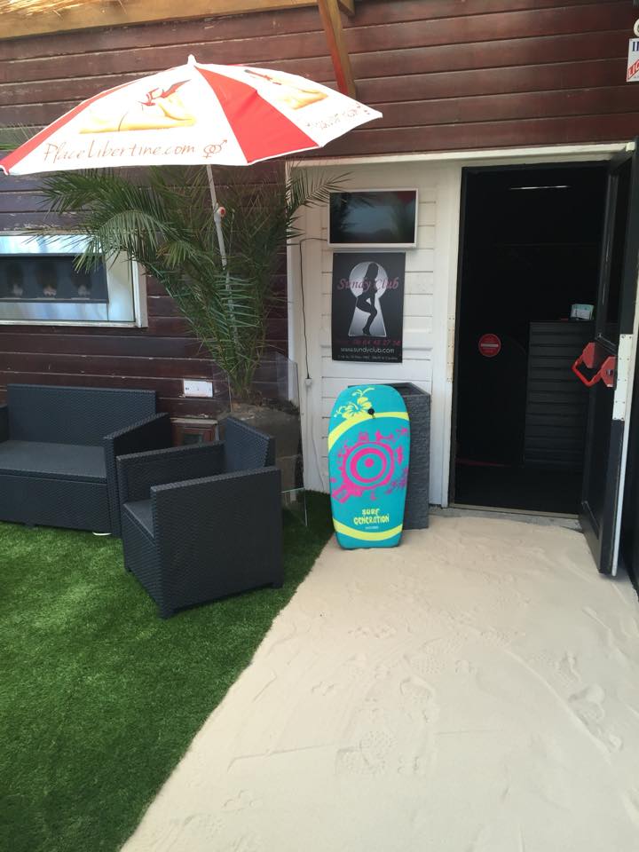 Sundy Club - Swinger Club in Le Coudray, France