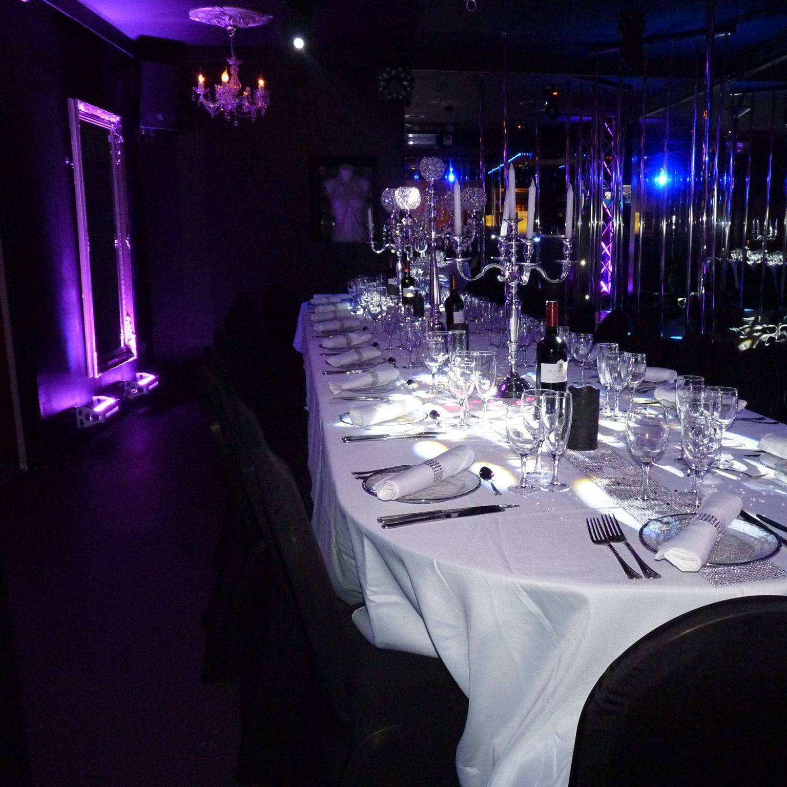 Sundy Club - Swinger Club in Le Coudray, France