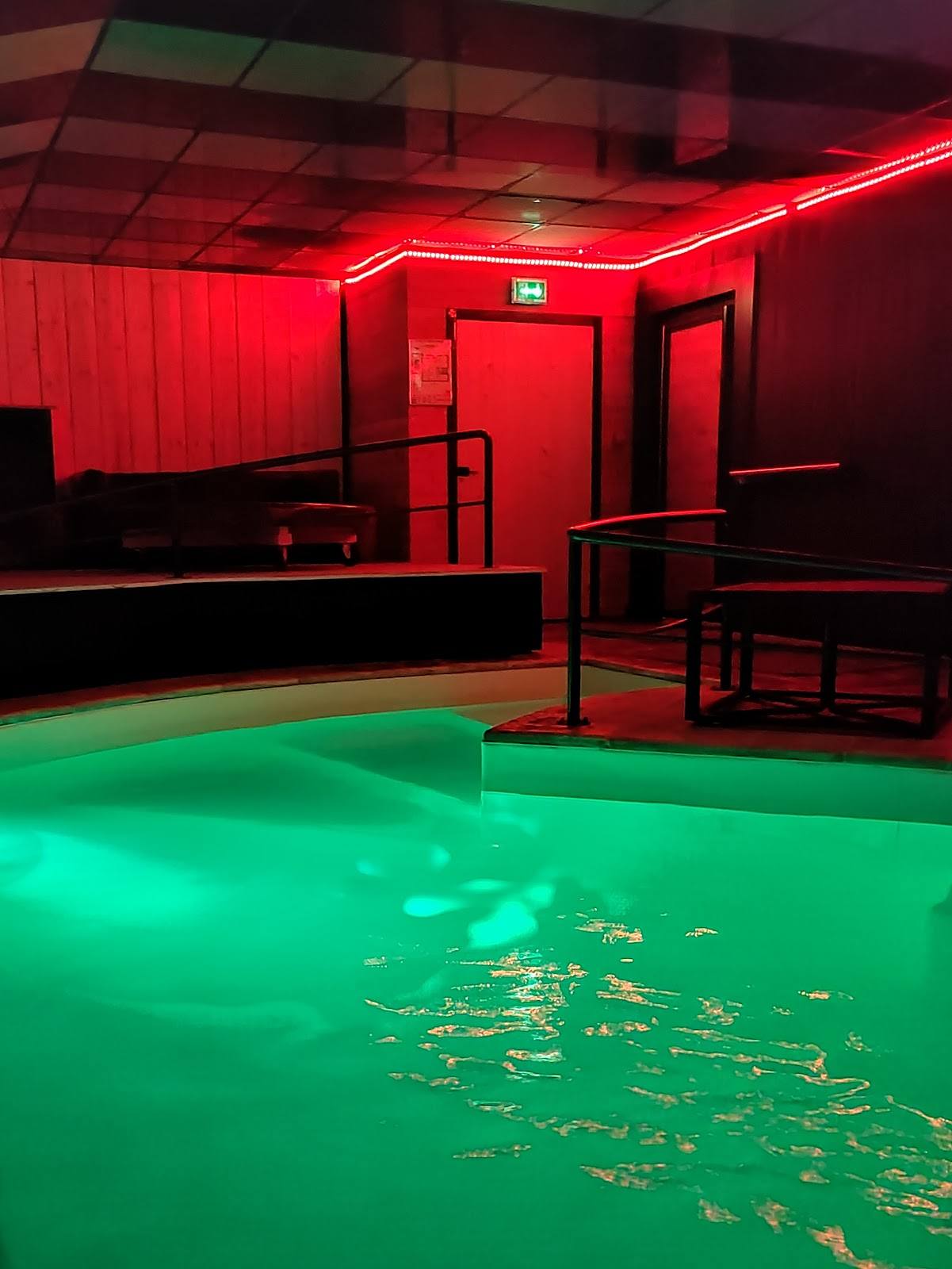 Les Amazones - Swinger Club in Le Mans, France